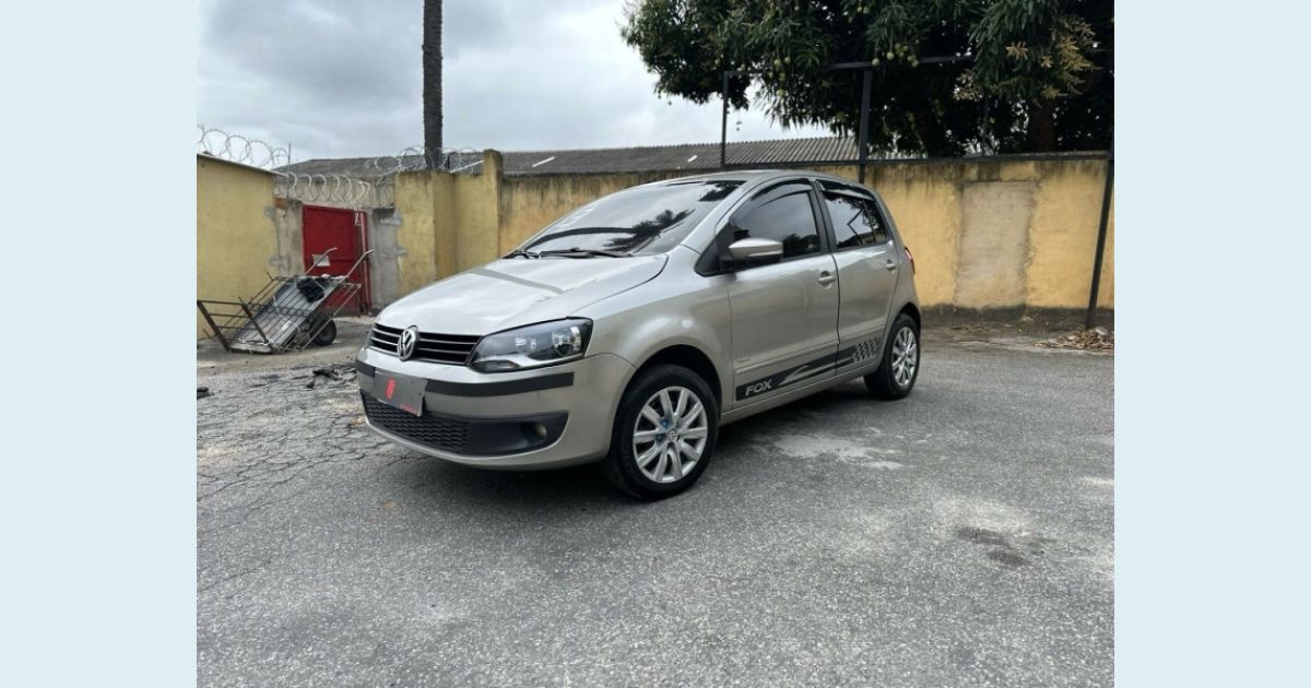 VOLKSWAGEN FOX