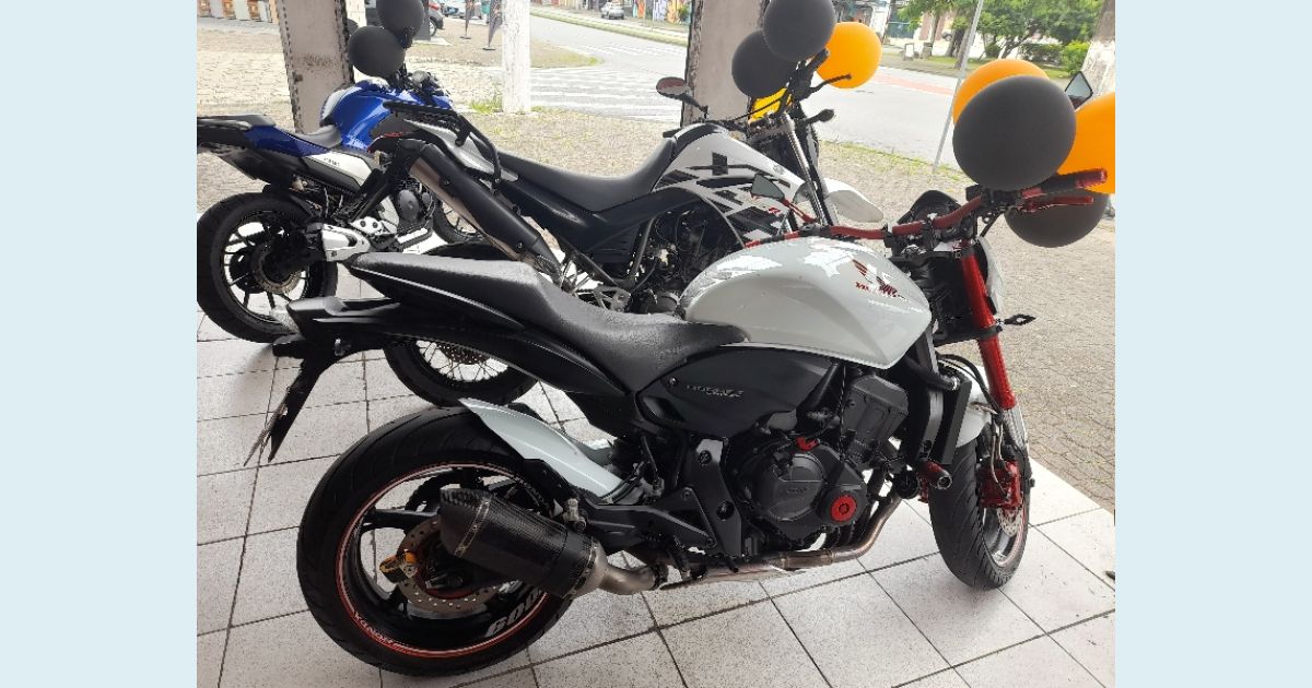 HONDA CB 600F HORNET
