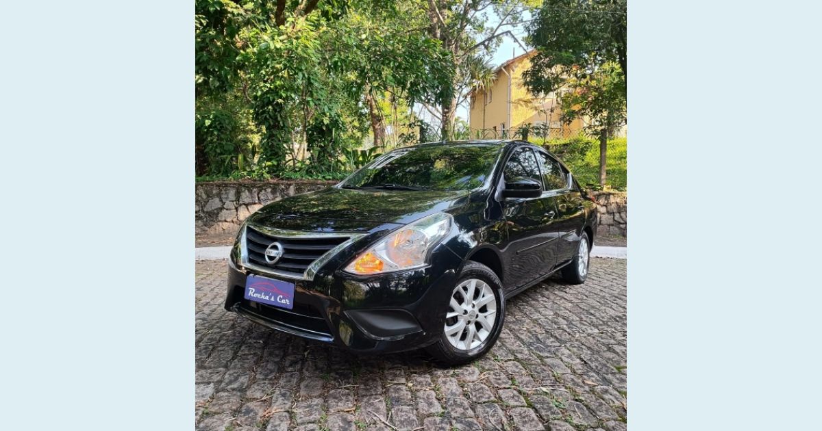 NISSAN VERSA