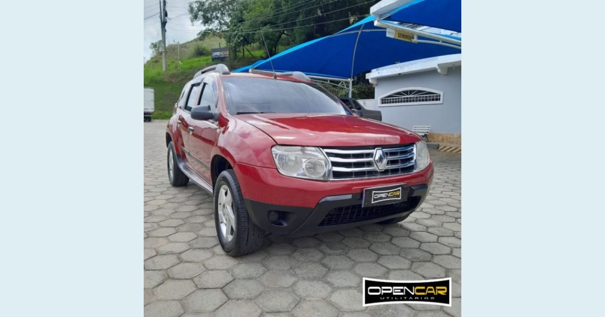 RENAULT DUSTER