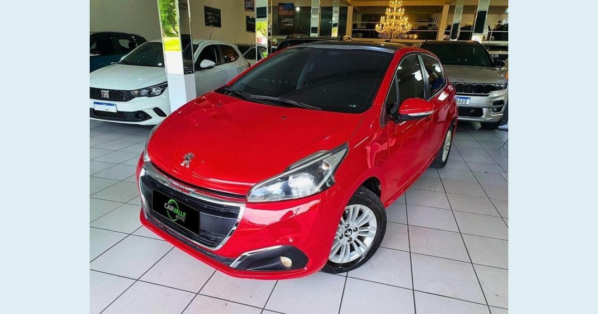 PEUGEOT 208