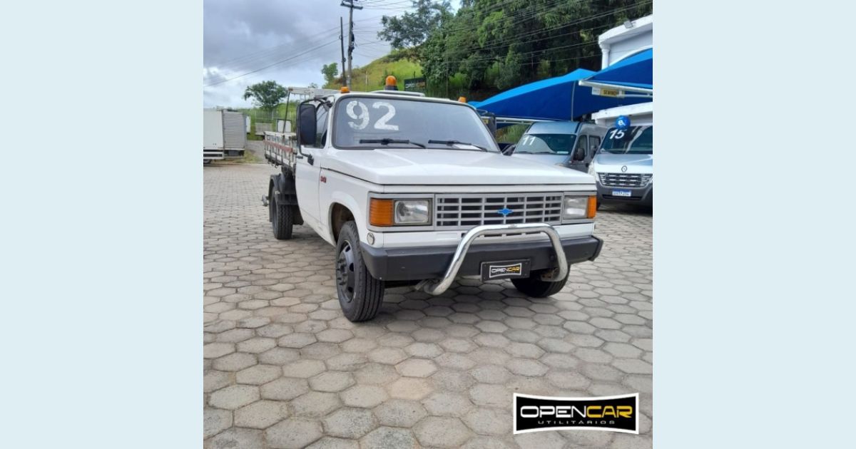 CHEVROLET D40