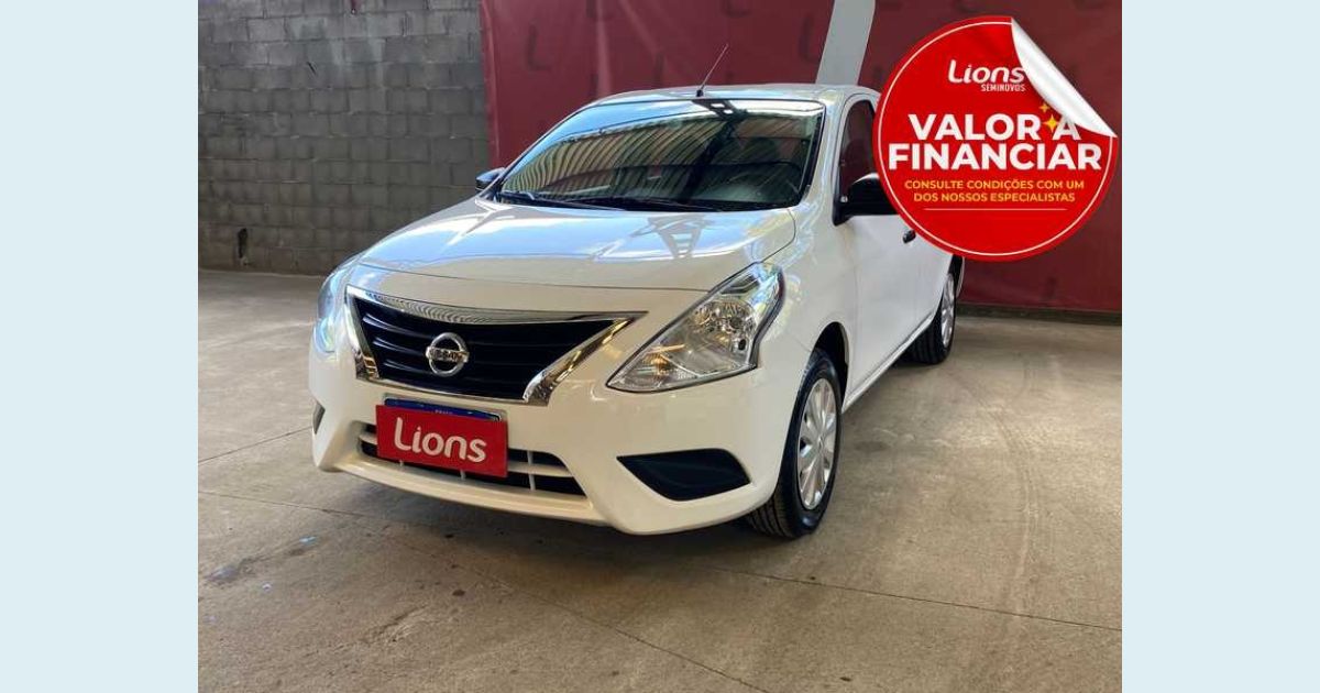 NISSAN VERSA
