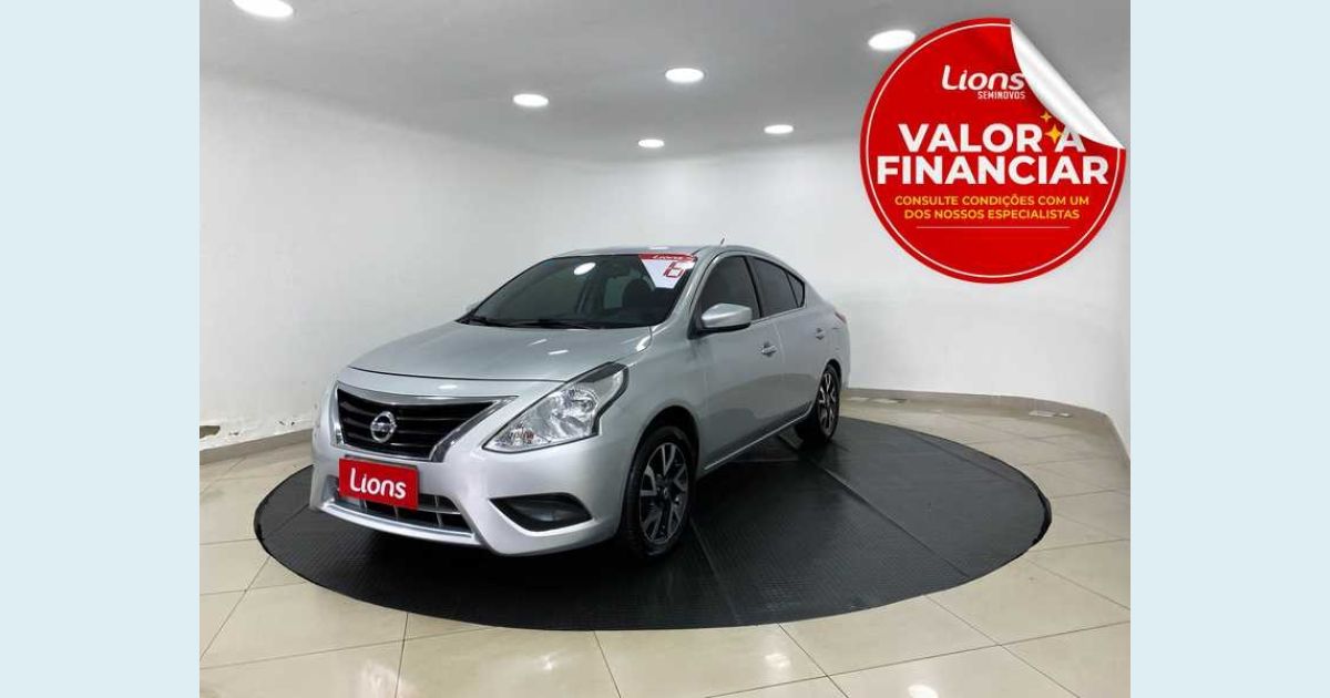 NISSAN VERSA