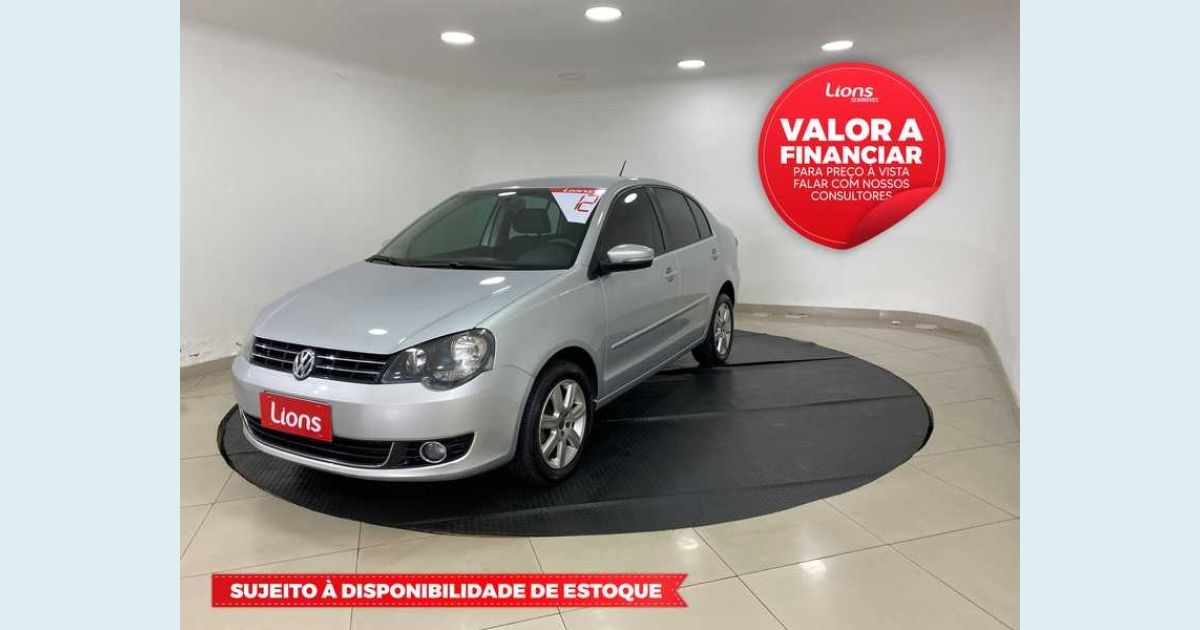 VOLKSWAGEN POLO SEDAN