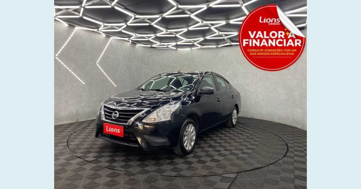 NISSAN VERSA