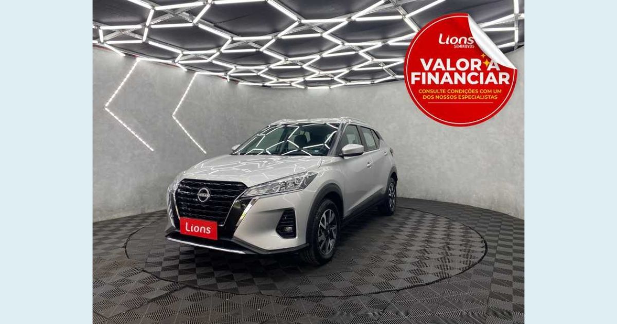 NISSAN KICKS
