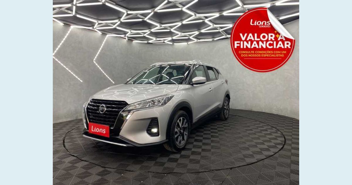NISSAN KICKS