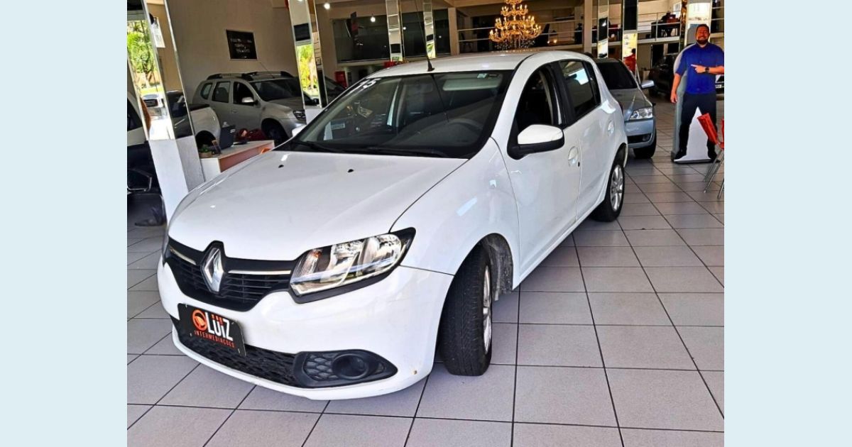 RENAULT SANDERO