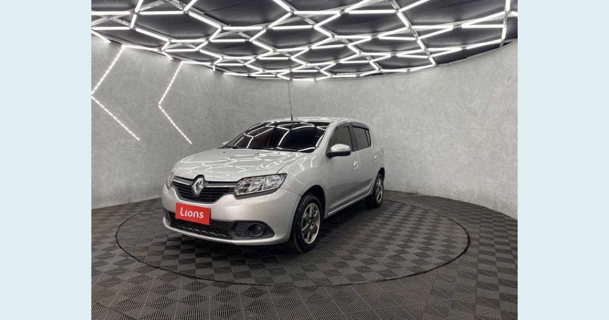 RENAULT SANDERO