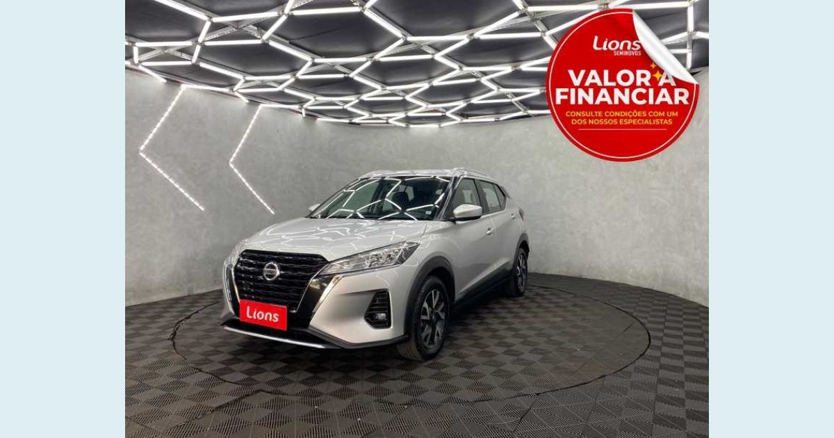 NISSAN KICKS