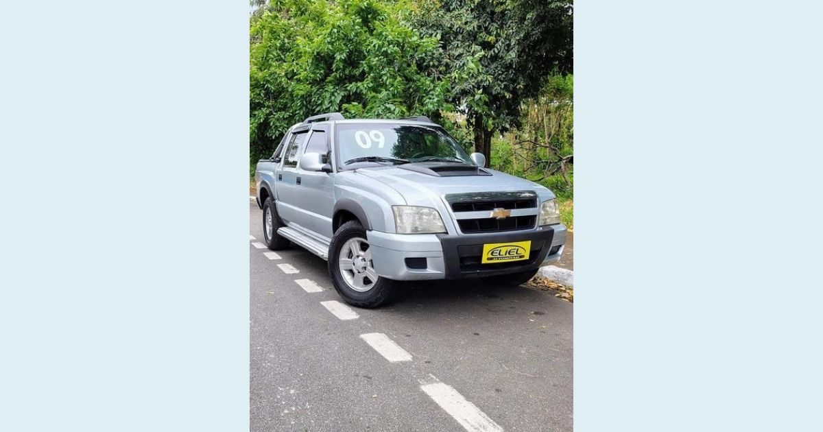 CHEVROLET S10