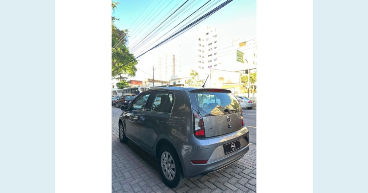 VOLKSWAGEN UP