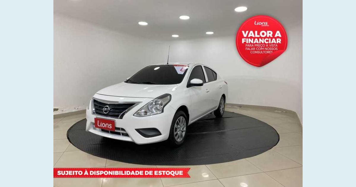 NISSAN VERSA