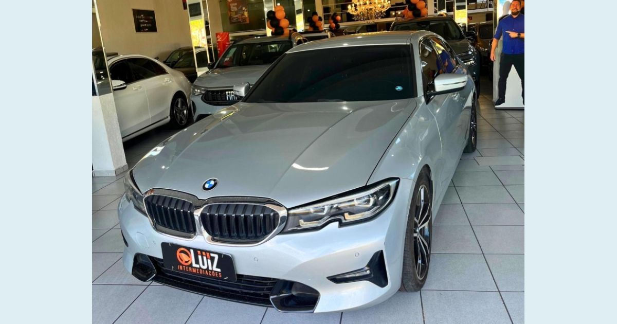 BMW 320i