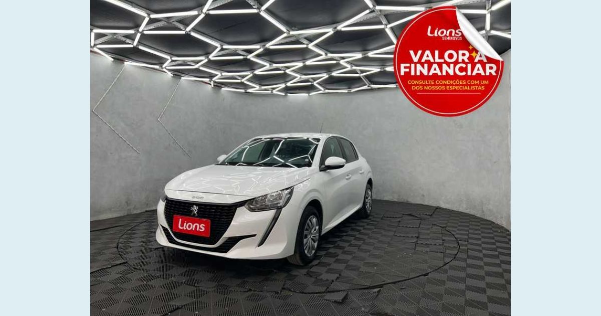 PEUGEOT 208