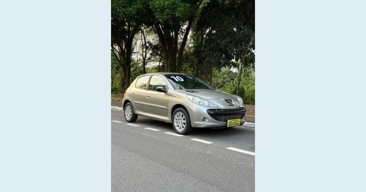 PEUGEOT 207