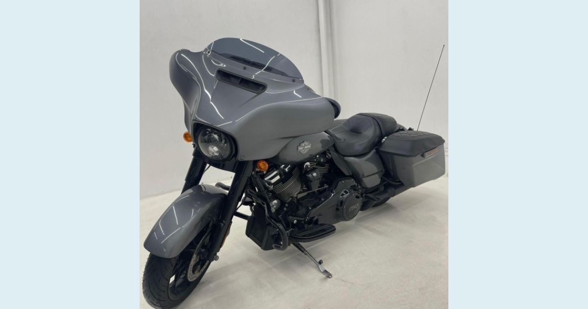 HARLEY-DAVIDSON STREET GLIDE SPECIAL
