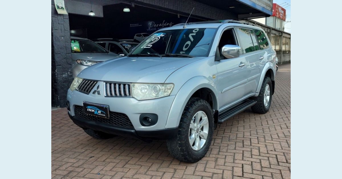 MITSUBISHI PAJERO DAKAR