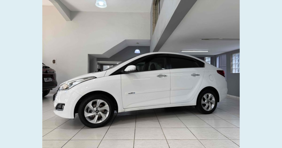HYUNDAI HB20S