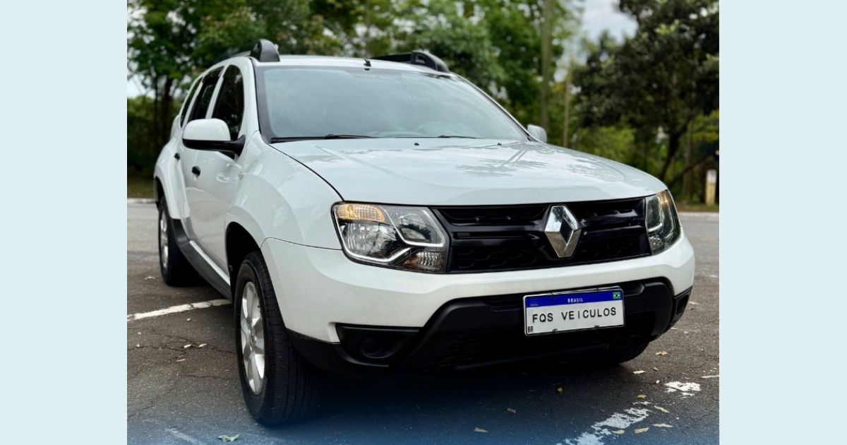 RENAULT DUSTER