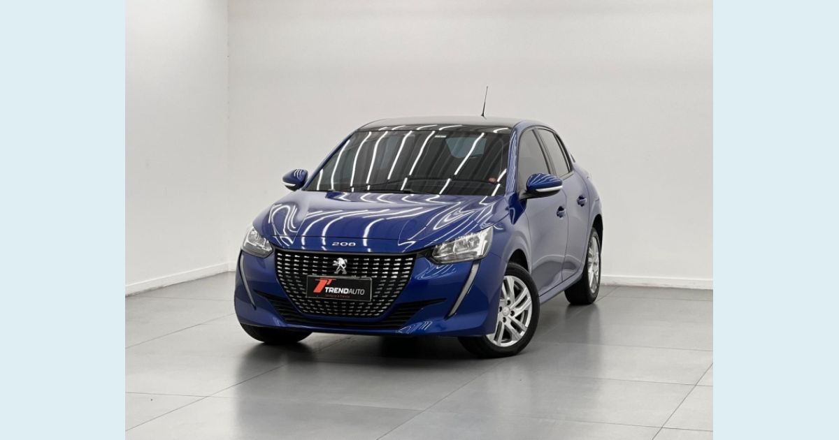 PEUGEOT 208