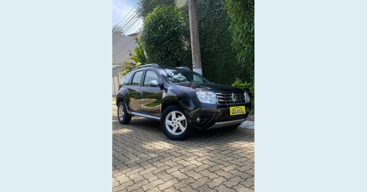 RENAULT DUSTER