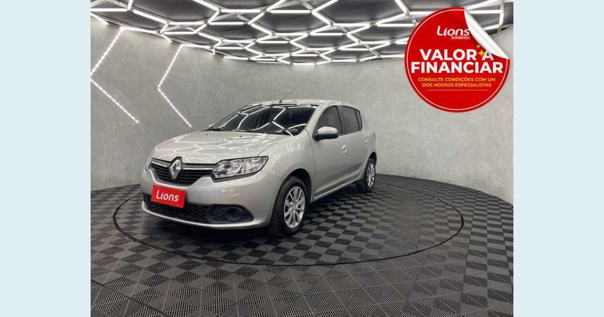 RENAULT SANDERO
