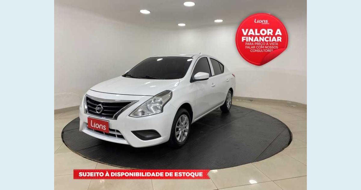 NISSAN VERSA