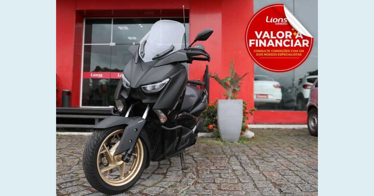 YAMAHA XMAX ABS