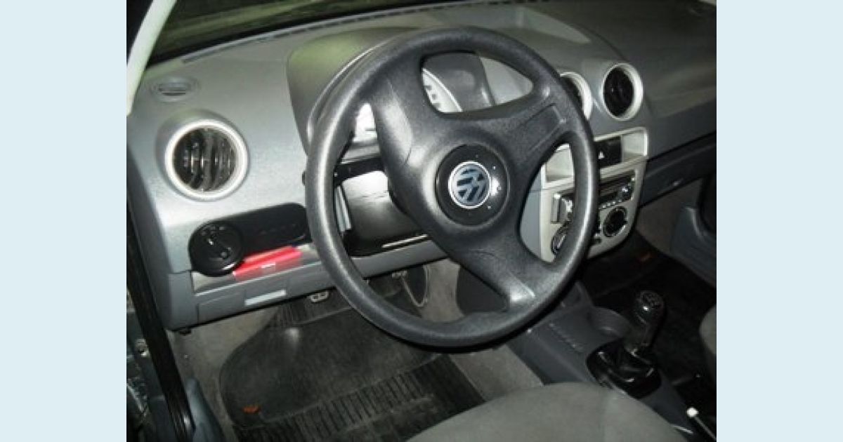VOLKSWAGEN GOL