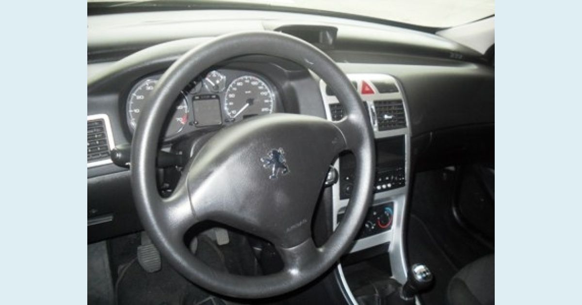 PEUGEOT 307