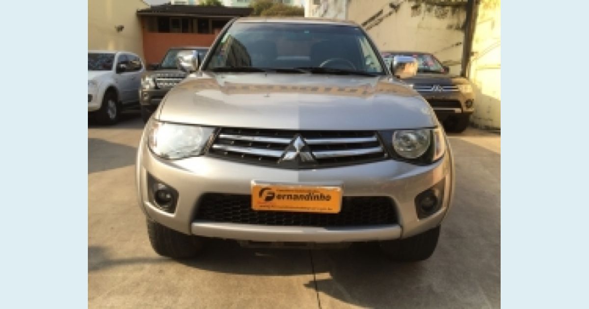 MITSUBISHI L200 TRITON