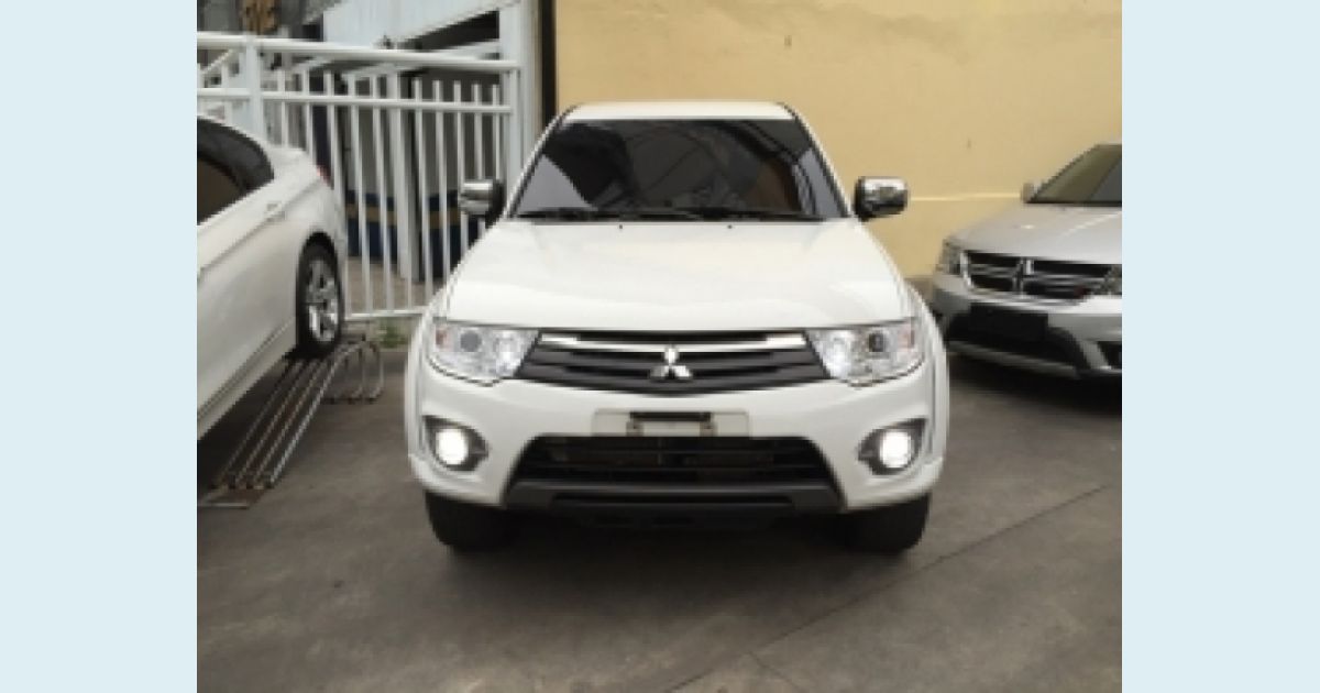 MITSUBISHI L200 TRITON