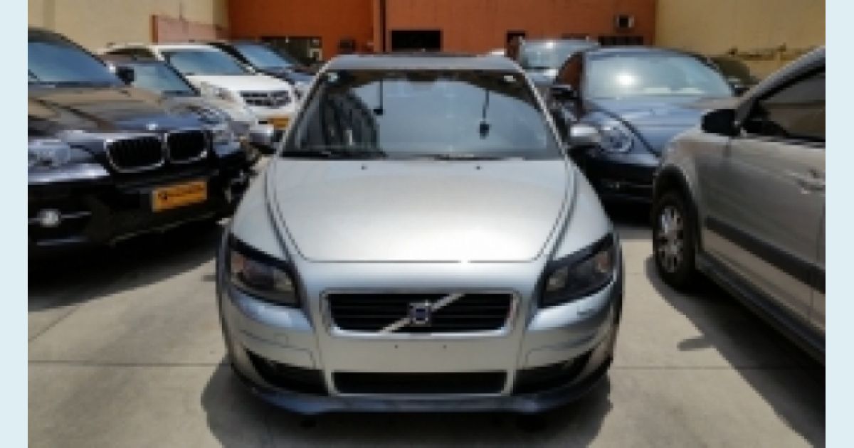 VOLVO C30