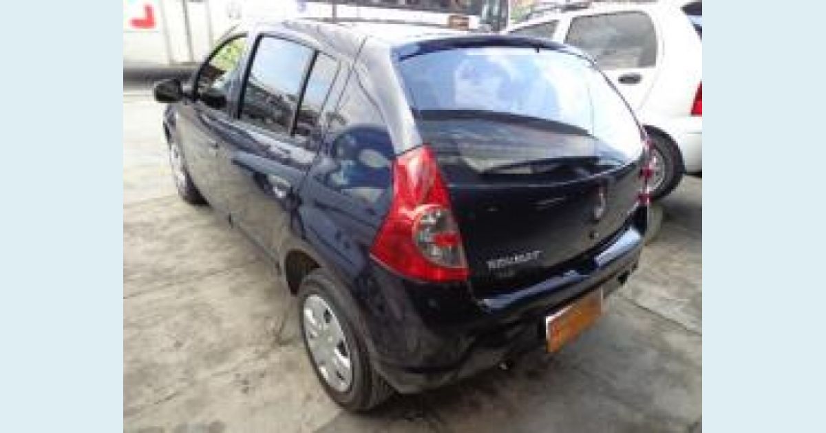 RENAULT SANDERO