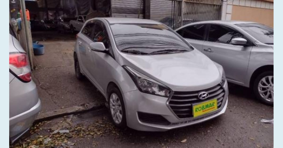 HYUNDAI HB20