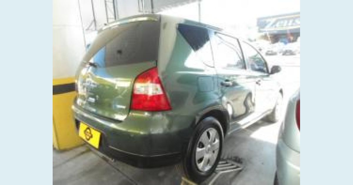 NISSAN LIVINA