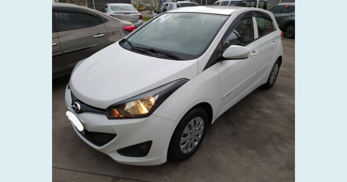 HYUNDAI HB20