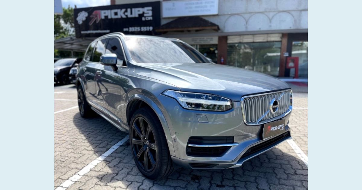 VOLVO XC90