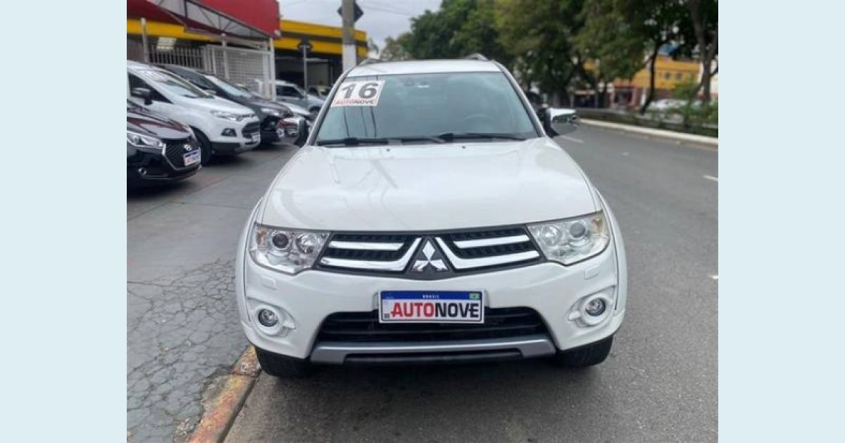MITSUBISHI PAJERO DAKAR
