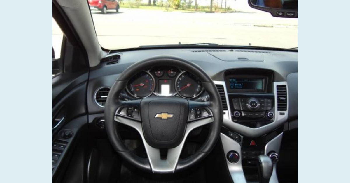 CHEVROLET CRUZE