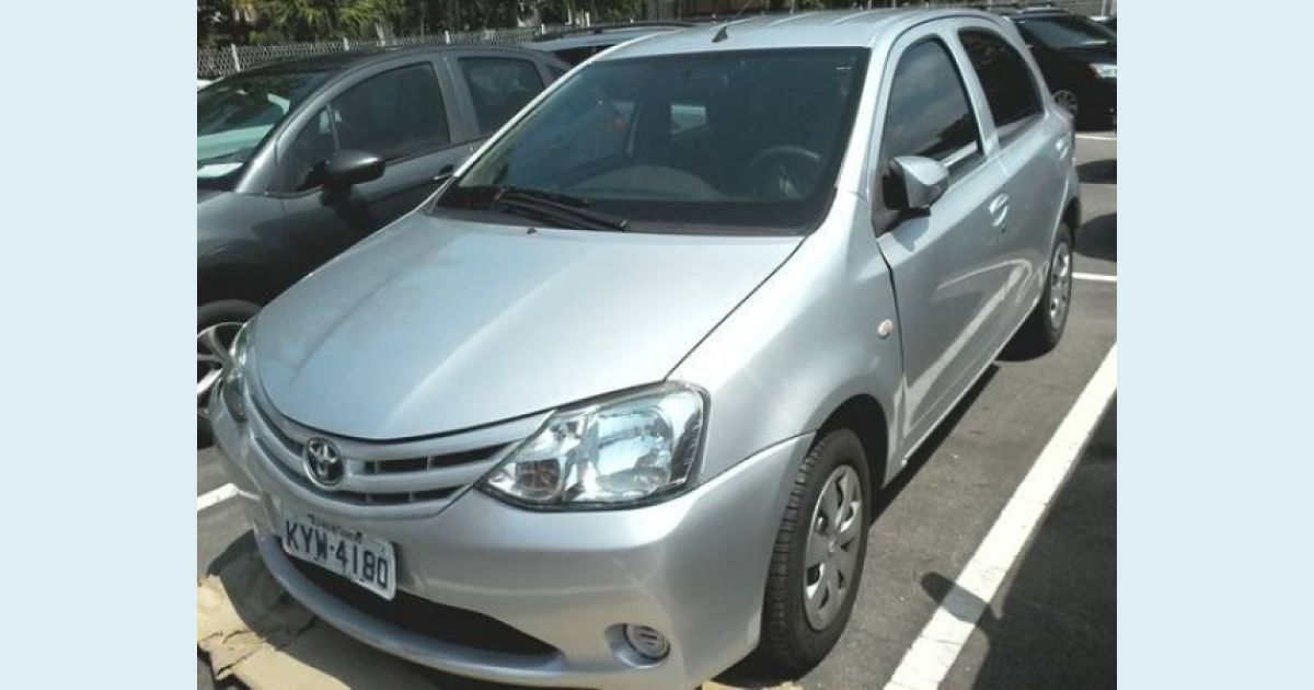 TOYOTA ETIOS