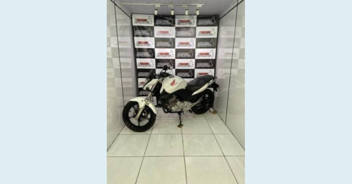 HONDA CB 300R