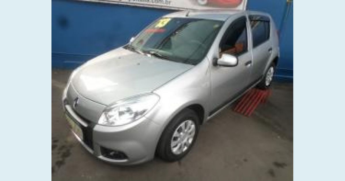 RENAULT SANDERO