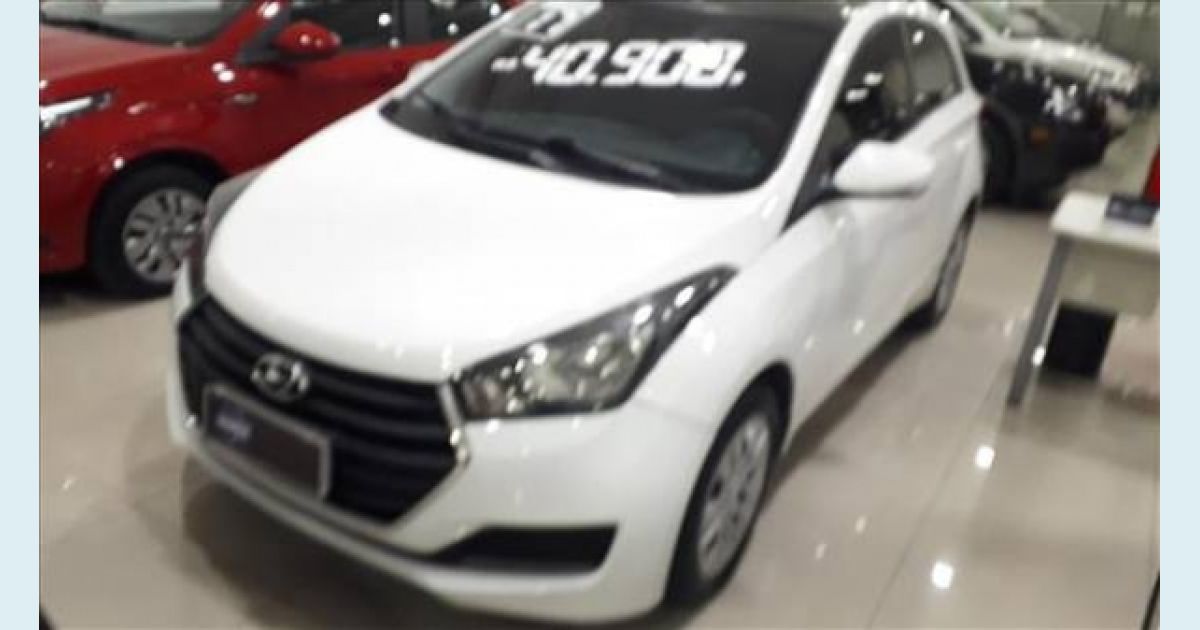 HYUNDAI HB20