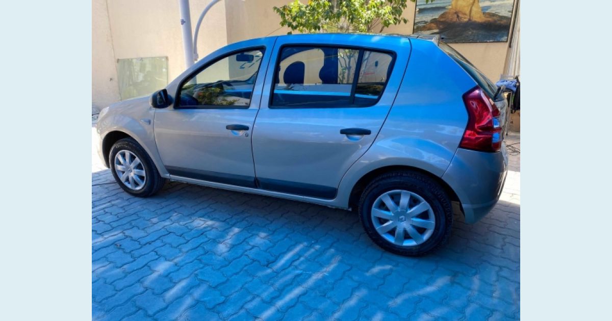 RENAULT SANDERO
