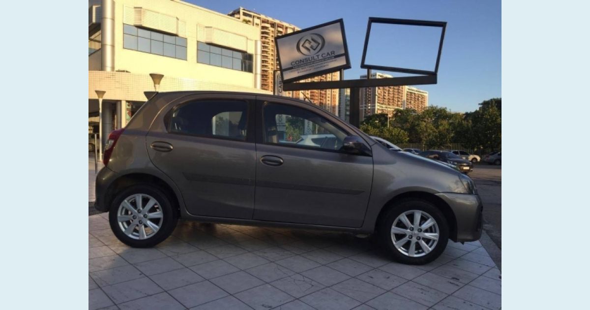 TOYOTA ETIOS