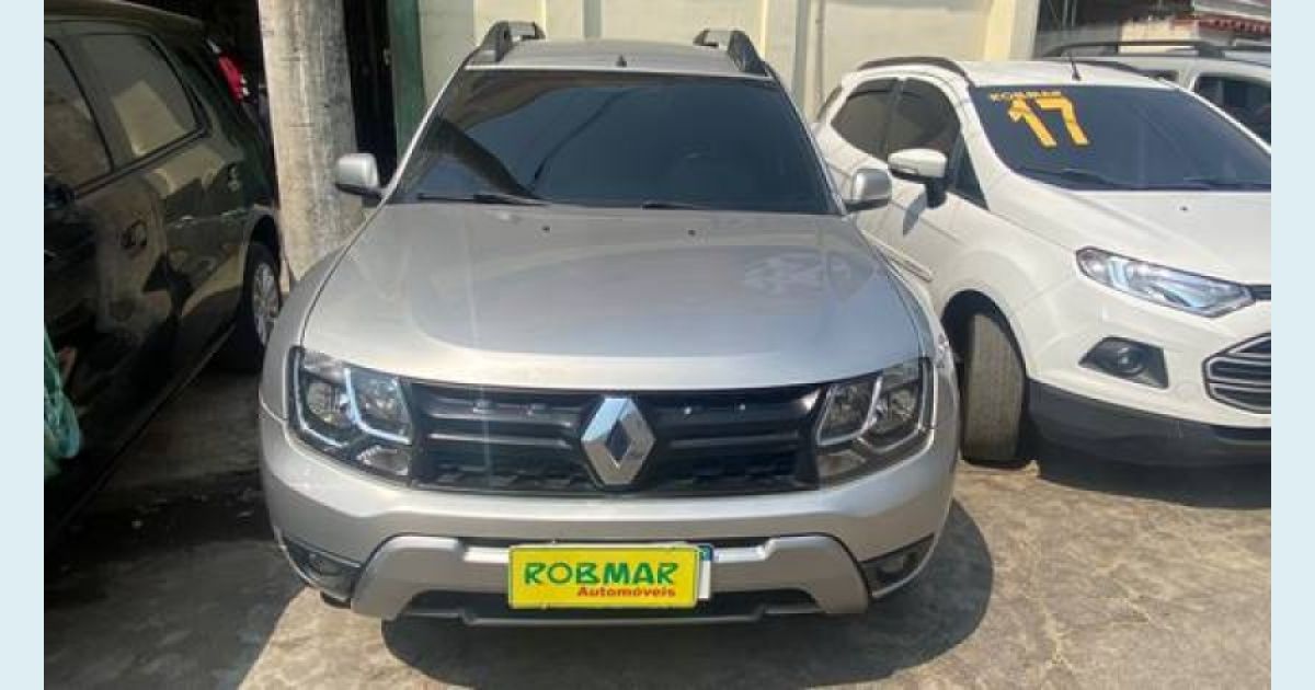 RENAULT DUSTER