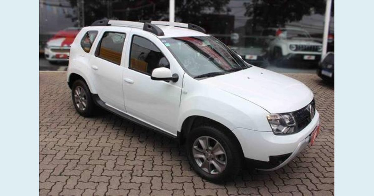 RENAULT DUSTER